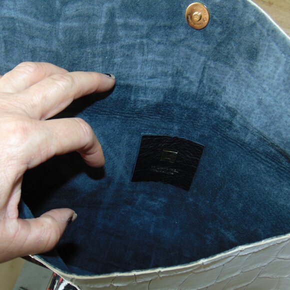 H " To Honor Them " Oversized White Leather Reptilian Croc Flap Envelope Clutch - Picture 7 of 10